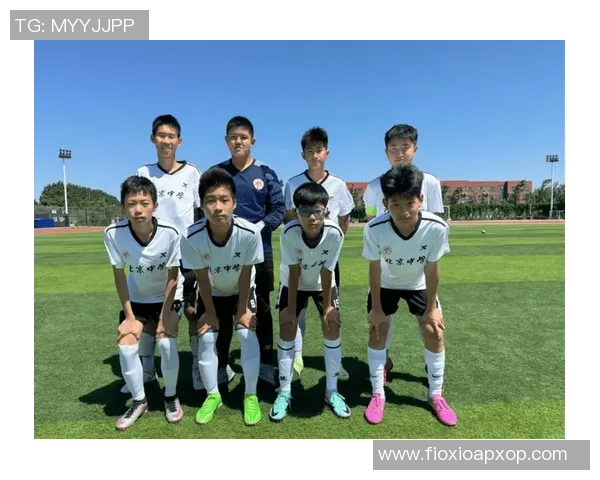 北京足球队灵活性揭秘：战术创新与球员适应性的完美结合