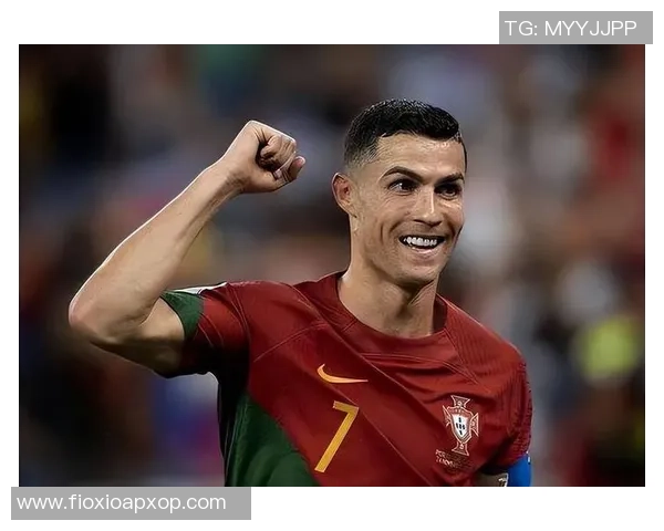 巅峰时期退役的足球明星们如何影响了足球历史与未来发展